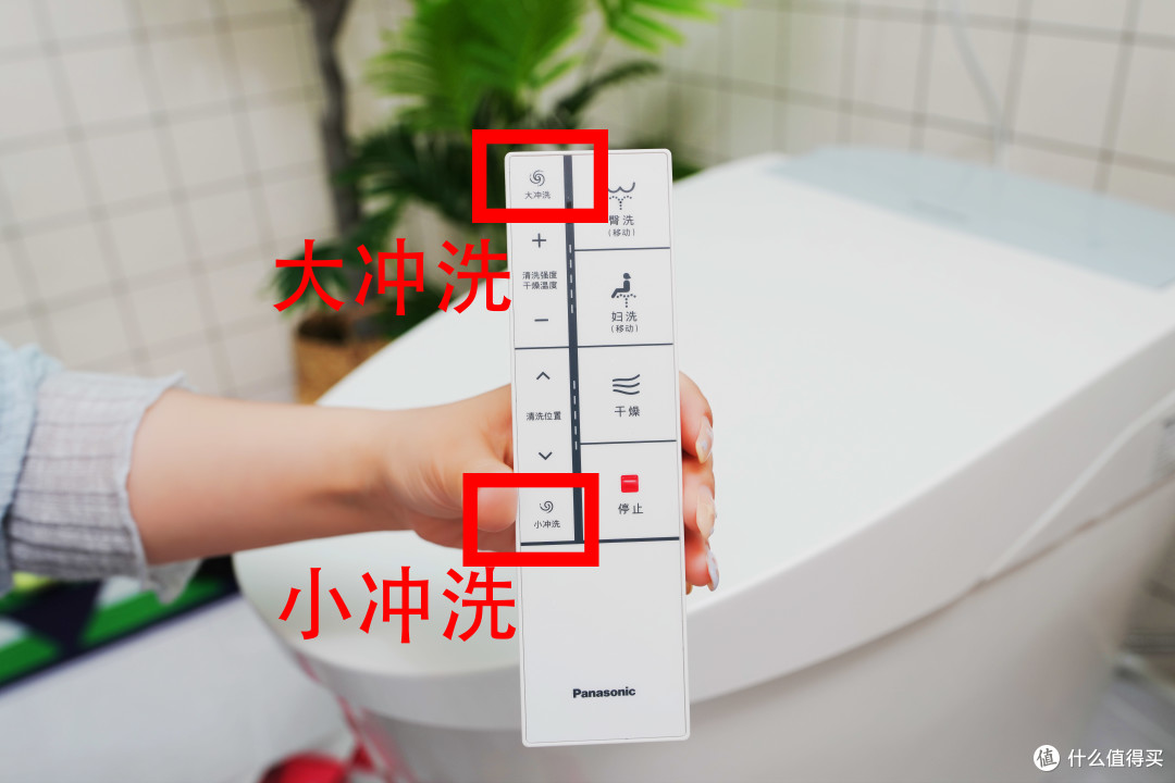每天起床的第一件事,就是坐在我的松下智能马桶上!人后清爽,人前风光,让每次如厕都愉快!