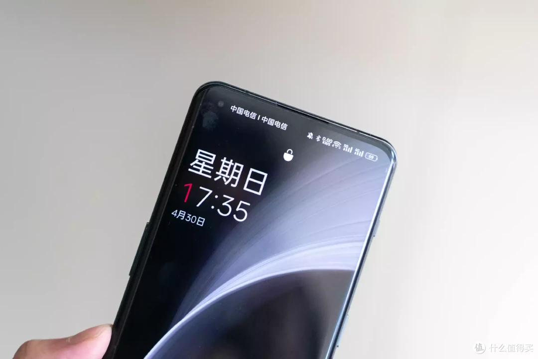 从大一用到大四的手机长什么样子？给准大学生的手机推荐～