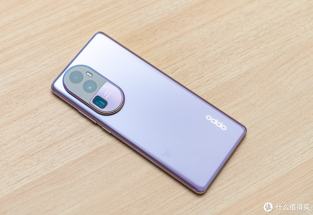 首次搭载超光影潜望长焦，呈现最自然的人像细节：OPPO Reno10 Pro+ 实战拍摄体验