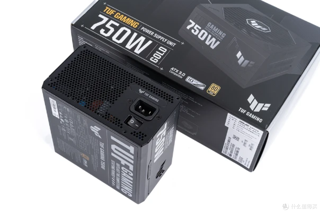 很黄很暴力，华硕 TUF GAMING GT502弹药库 装机展示