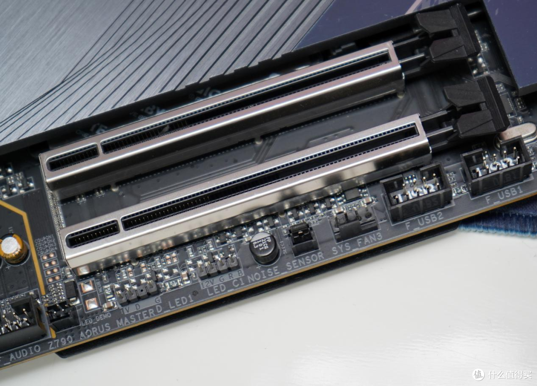 技嘉超级雕Z790 AORUS MASTER主板详细评测:为旗舰i9保驾护航