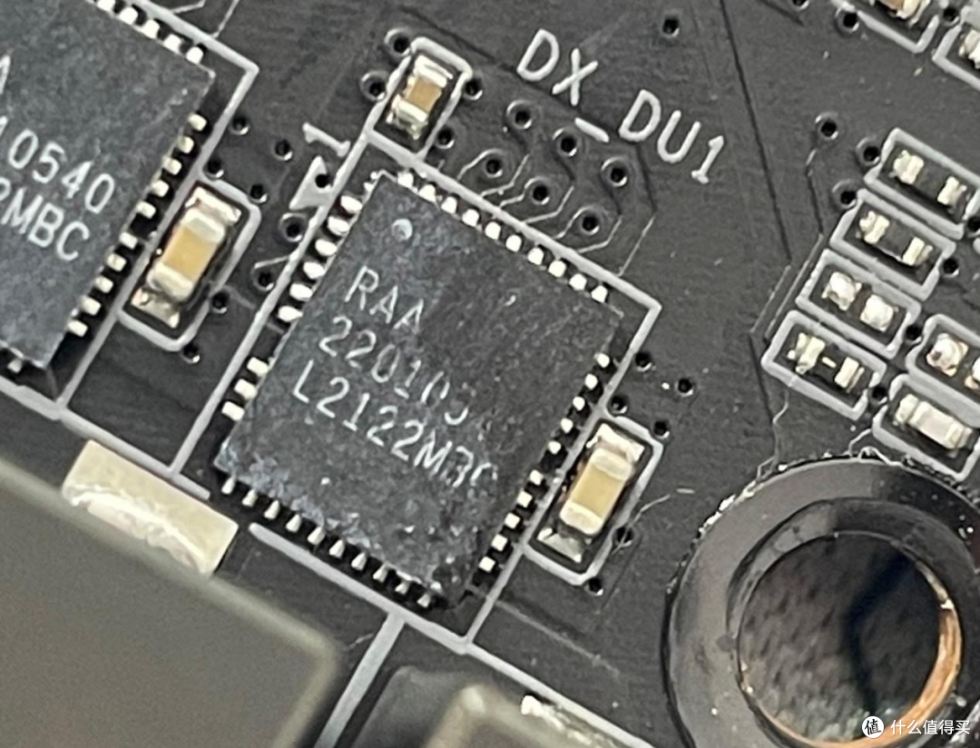 技嘉超级雕Z790 AORUS MASTER主板详细评测:为旗舰i9保驾护航