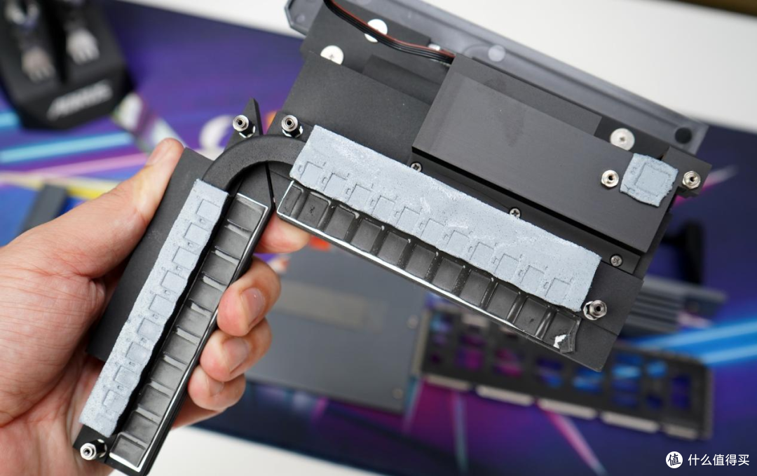 技嘉超级雕Z790 AORUS MASTER主板详细评测:为旗舰i9保驾护航