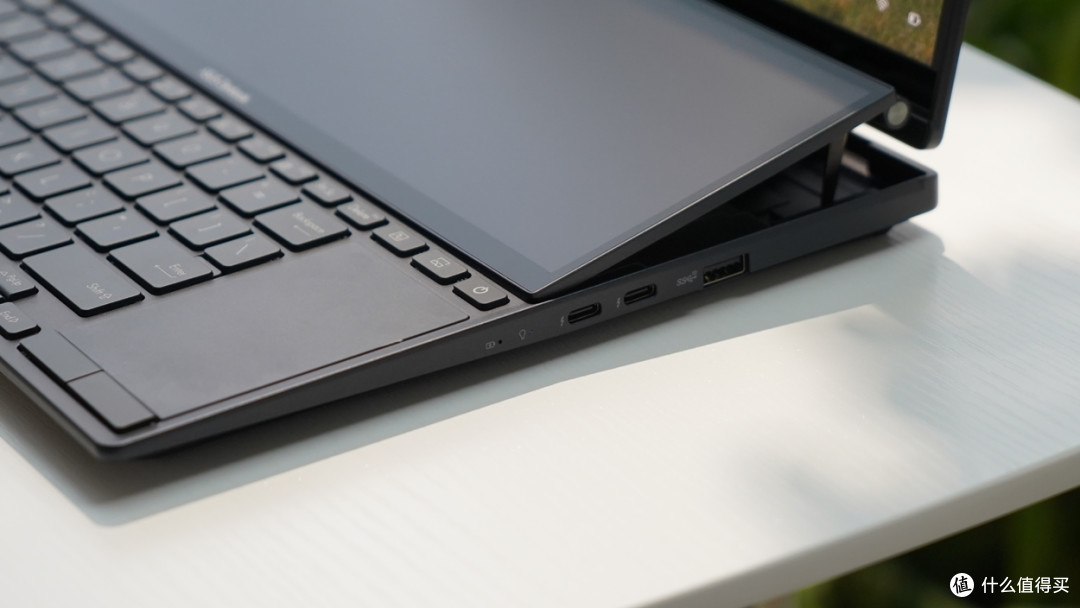 要轻薄,要性能还要个性?来看看华硕灵耀x双屏pro 2023!