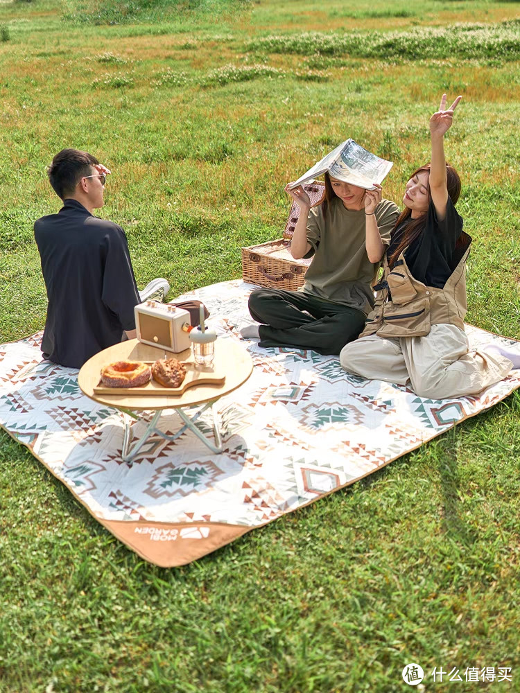 夏日露营少不了野餐垫