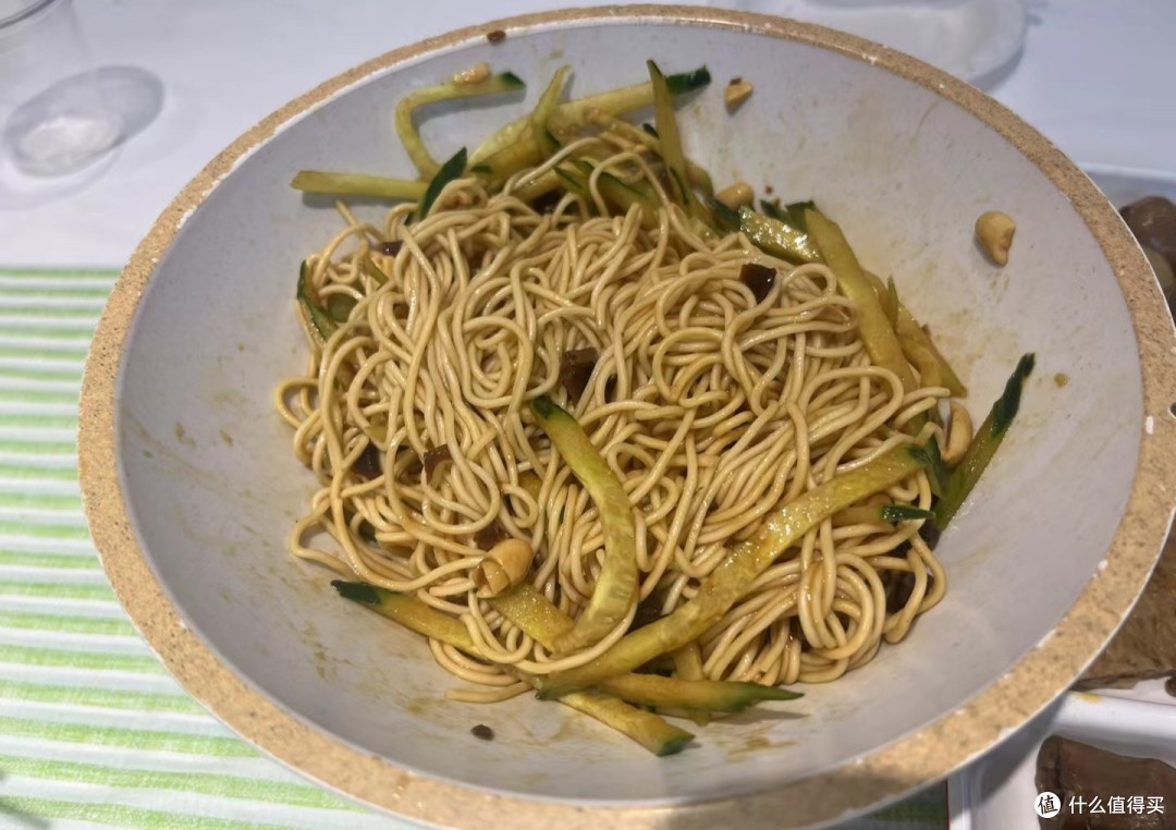 买3元面，在家做葱油拌面，吃到饱