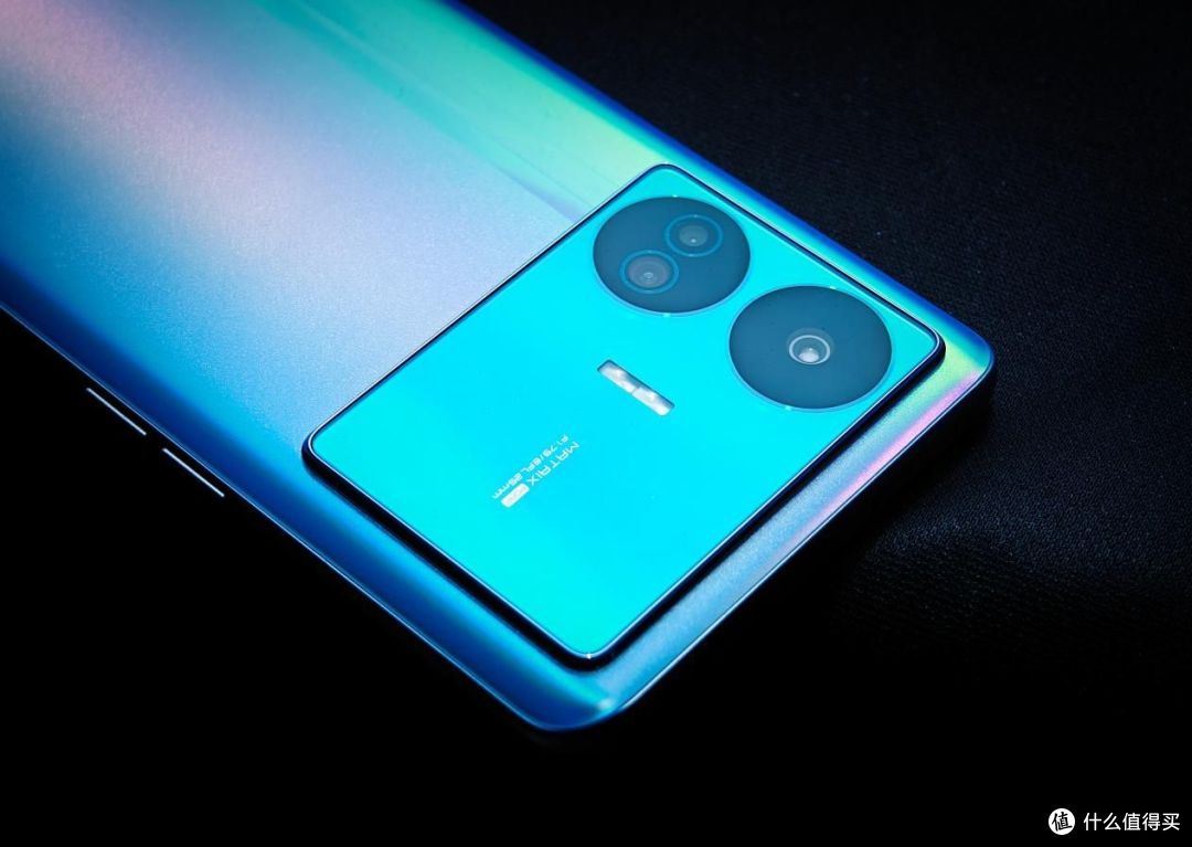  realme 真我 GT Neo5 SE 上手体验：第二代骁龙7+加持的真香机