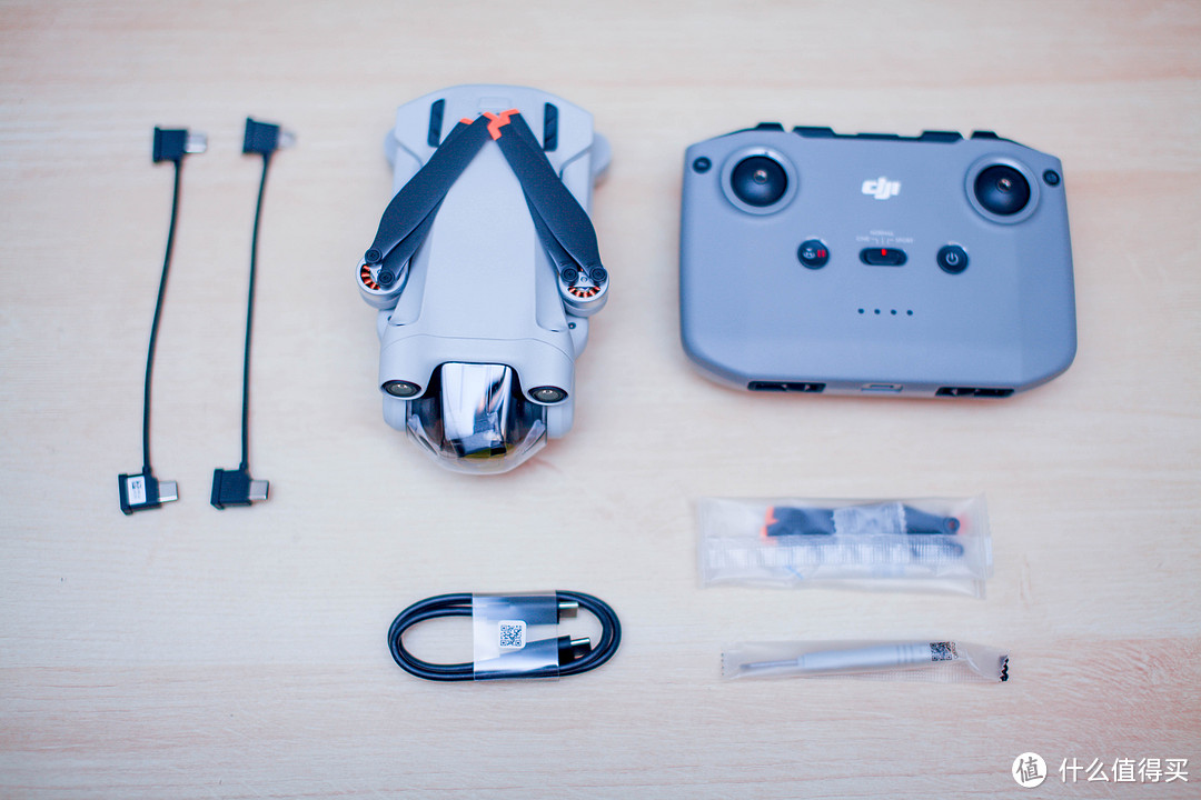大疆黑科技再度袭来,249克的DJI Mini 3 Pro,老玩家体验过后一个字:香。