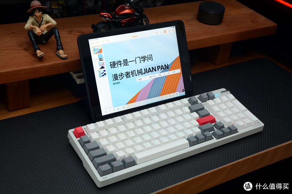 漫步者的外设梦，首款机械键盘G4K发布，三模、热拔插、RGB灯光