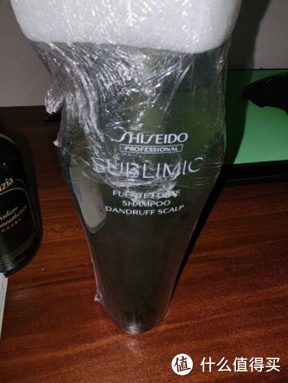 头皮健康了果然就没有头皮屑的烦恼了,多亏了这款洗发水啊