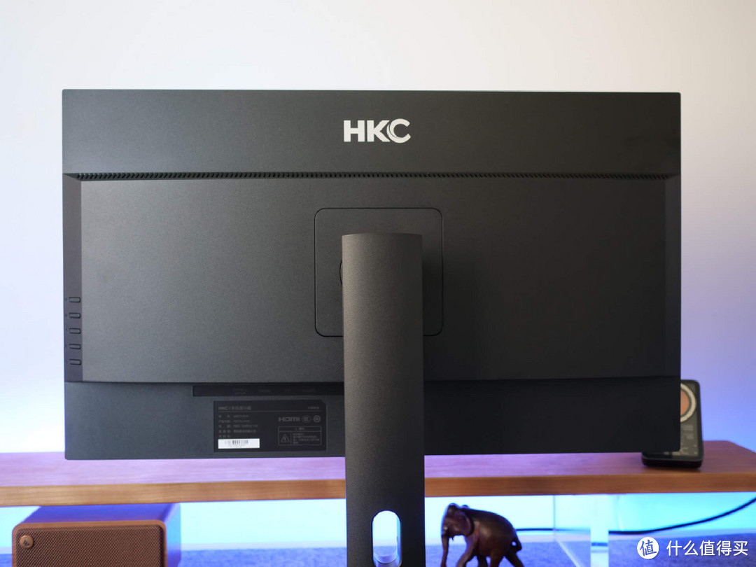 只要1299，配90W全功能Type-C，专业4K显示器HKC P272U Pro