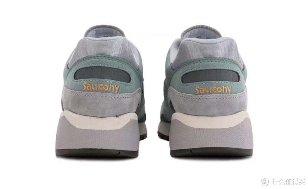 saucony 索康尼 SHADOW6000 小青瓷 男女款复古休闲运动鞋 ，运动主场！