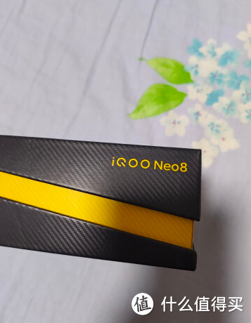 跑分达到134万，售价2千多元，iQOO Neo 8