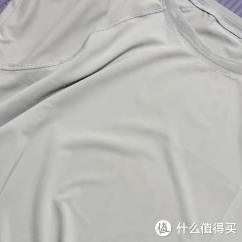 宽松瑜伽服这一套不错