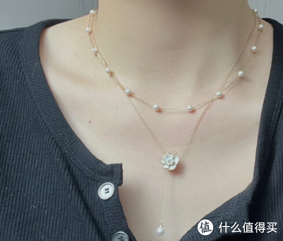 阿吉豆山茶花项链,温柔治愈惹人爱