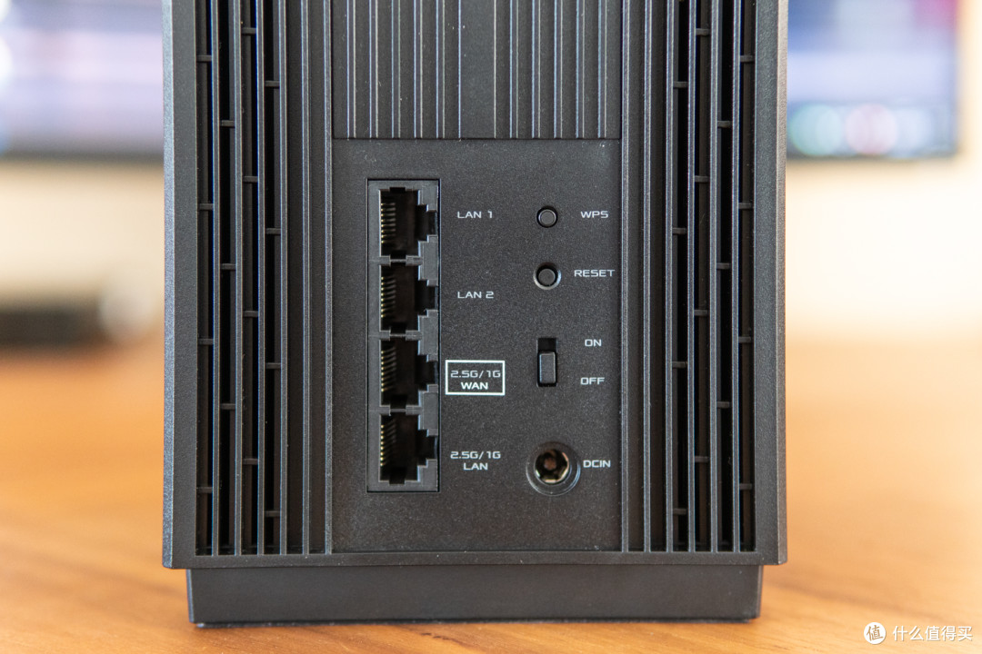 3千元的路由器一个就能搞定全屋WiFi信号吗？华硕灵耀Pro AX11000M实测