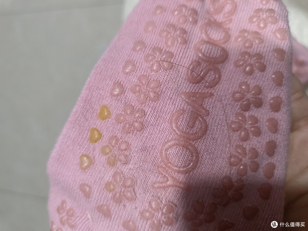 这个丑袜子虽然丑!却有大用处!