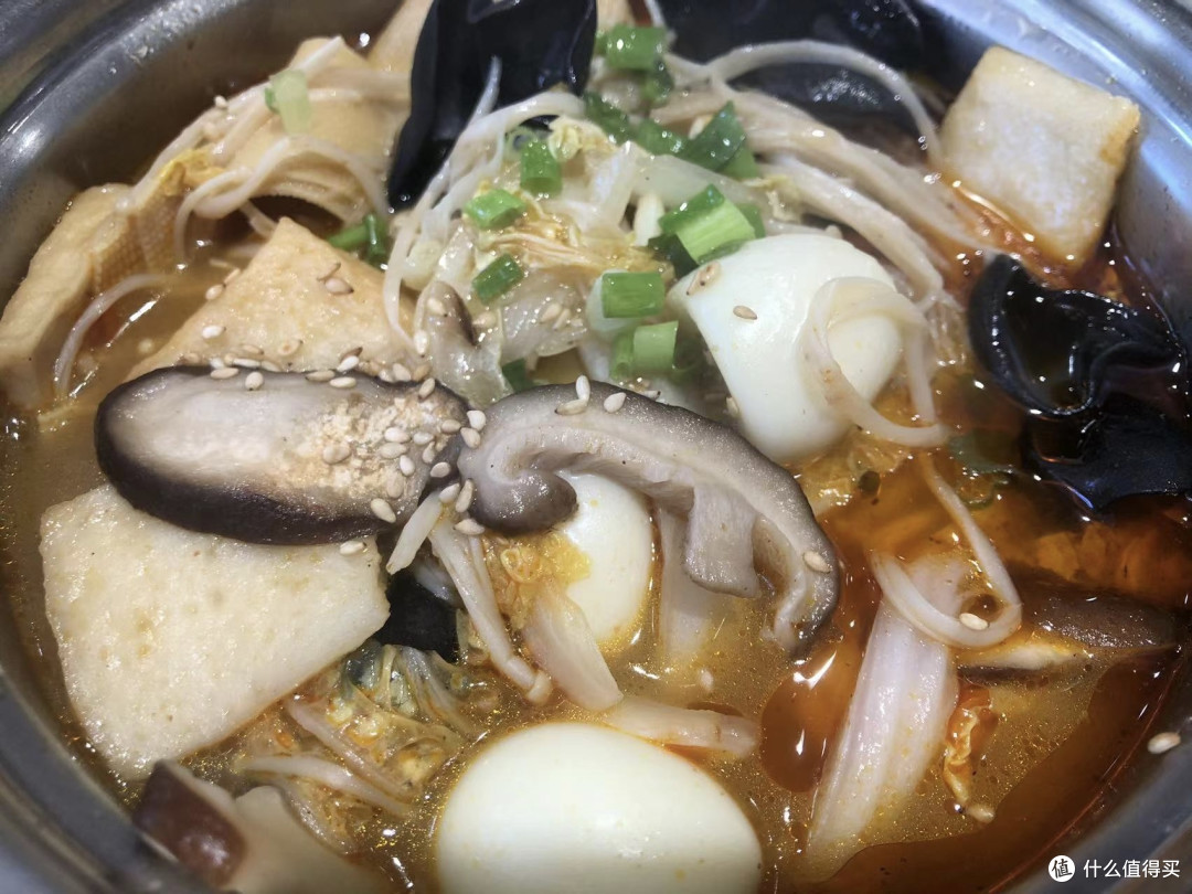 麻辣烫和冒菜到底是什么区别?