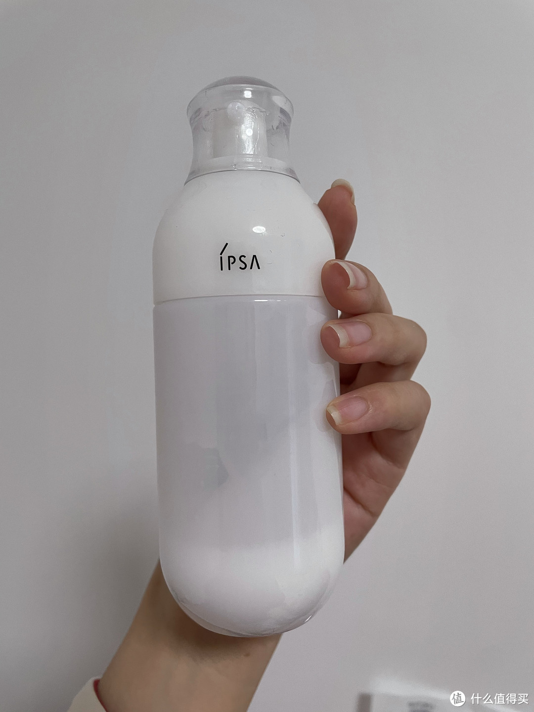 焕发绚丽光彩，体验IPSA茵芙莎自律循环美白保湿乳的神奇功效
