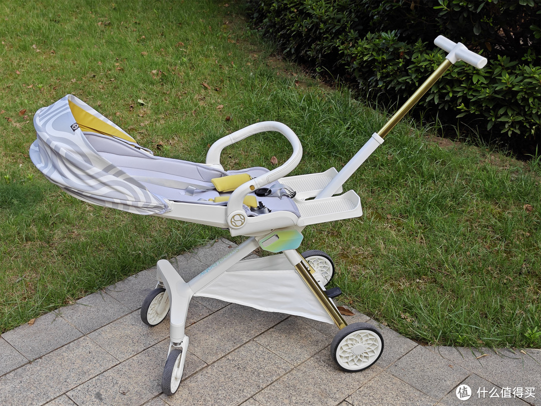 超高颜值的全功能婴儿车——帛琦（Pouch）S6众测体验