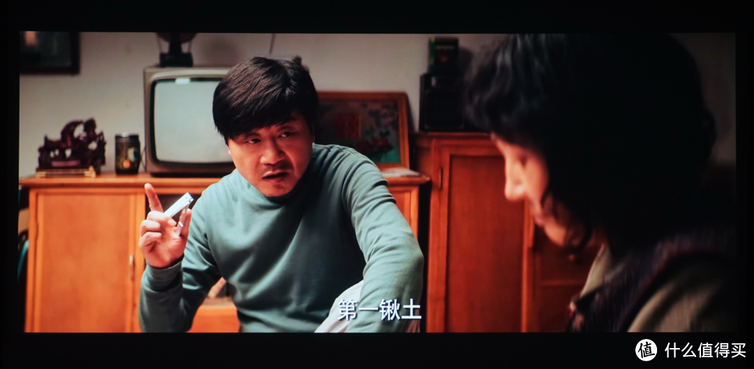 超级混光+计算光学让观影更舒适:极米RS Pro 3 4K投影的高端享受