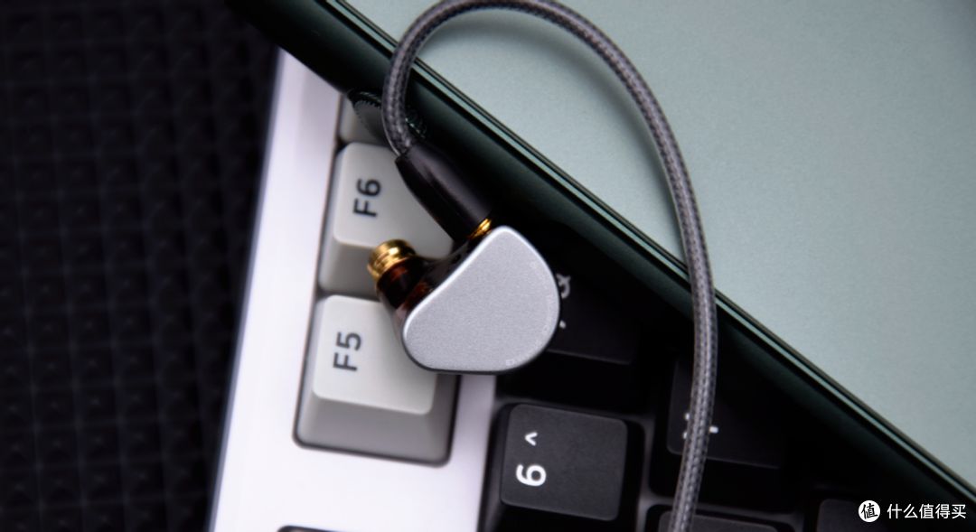 器乐，流行，ACG神器——弱水时砂QT9 MK3圈铁有线HIFI耳机评测