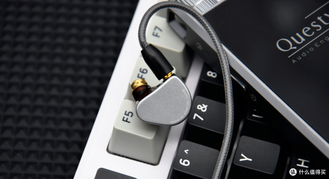 器乐，流行，ACG神器——弱水时砂QT9 MK3圈铁有线HIFI耳机评测
