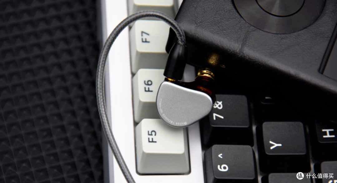 器乐，流行，ACG神器——弱水时砂QT9 MK3圈铁有线HIFI耳机评测