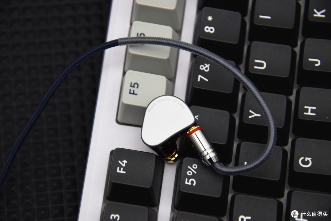 器乐，流行，ACG神器——弱水时砂QT9 MK3圈铁有线HIFI耳机评测