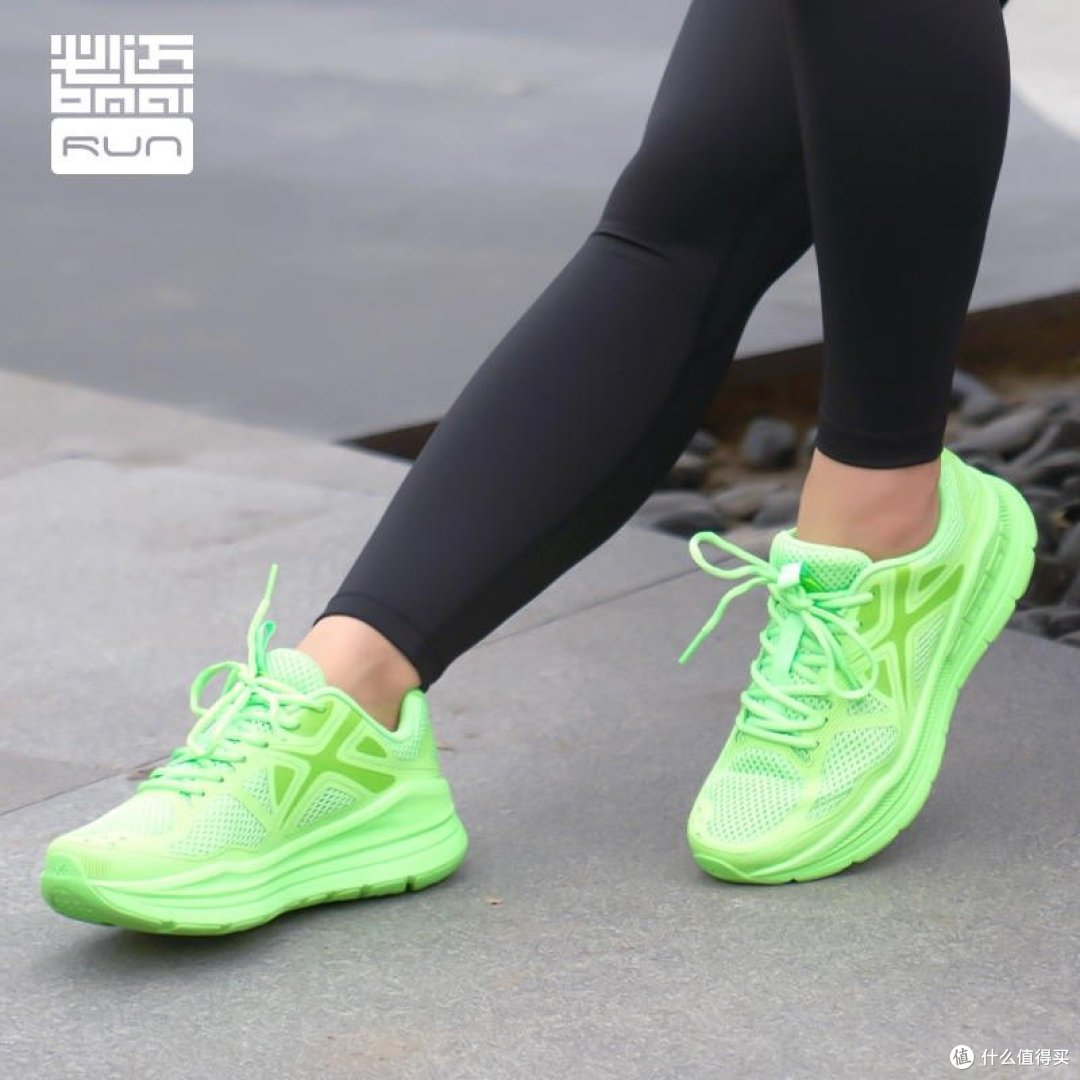 跑步鞋可是重要的运动装备