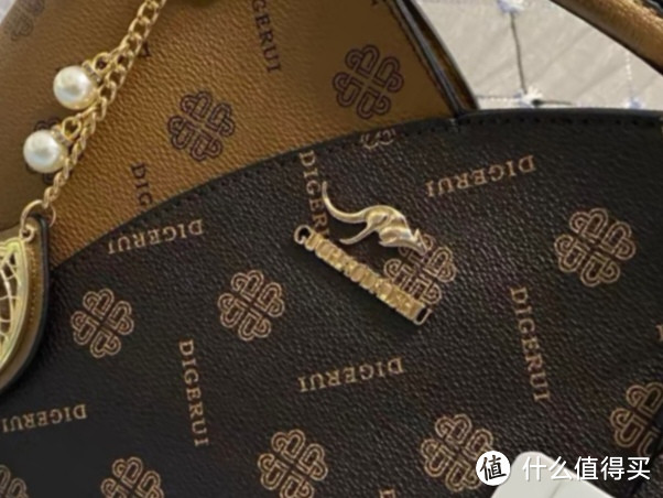 大数据推送给我的拼接手提包,小众又时尚