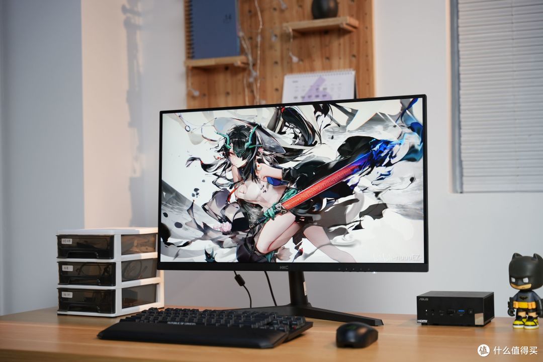 HKC V2717上手体验:办公游戏两用,上班摸鱼两不误