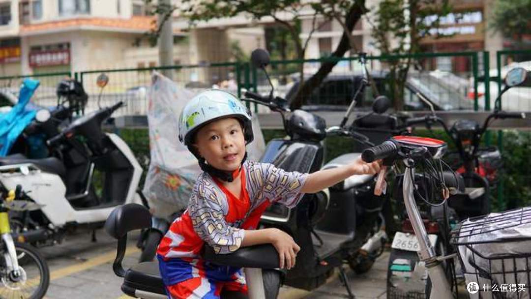 一路童行,呵护成长,晓安儿童头盔体验分享!