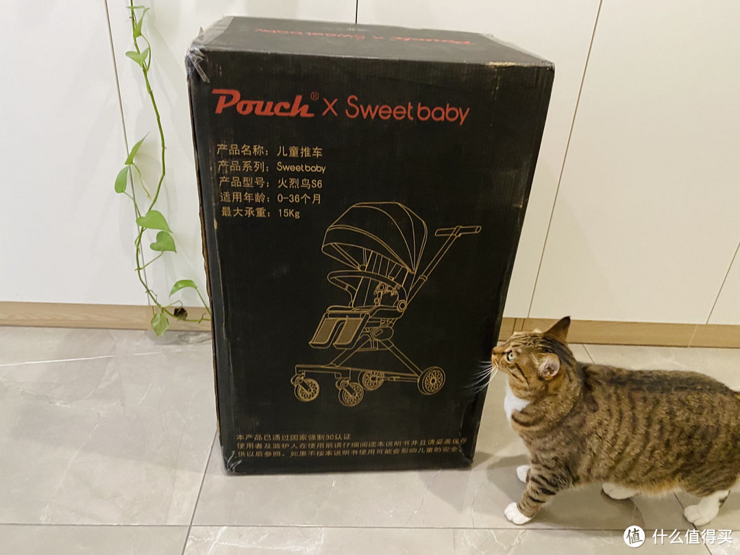 怎样一次选到好用的遛娃神器?选购指南在这里。宝妈亲测:帛琦Pouch婴儿推车怎么样?