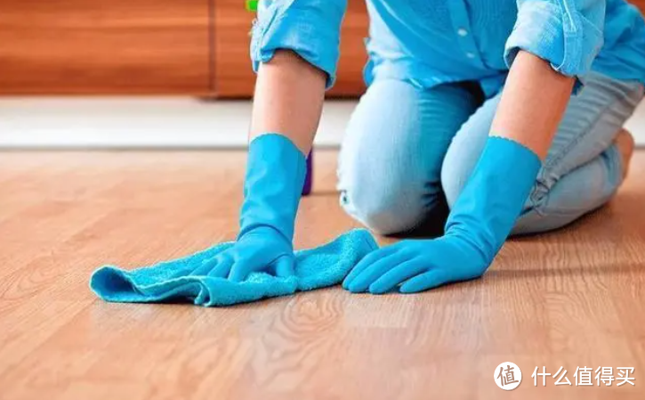 5个高性价比的洗地机知名品牌评测：“不必下跪！居家宝妈必会的拖地技巧，让你的家光彩照人！”