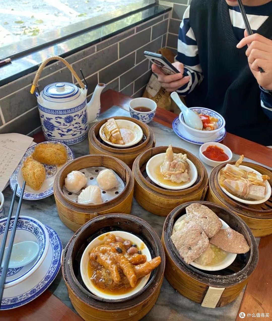 喝一次早茶,感受老广的生活