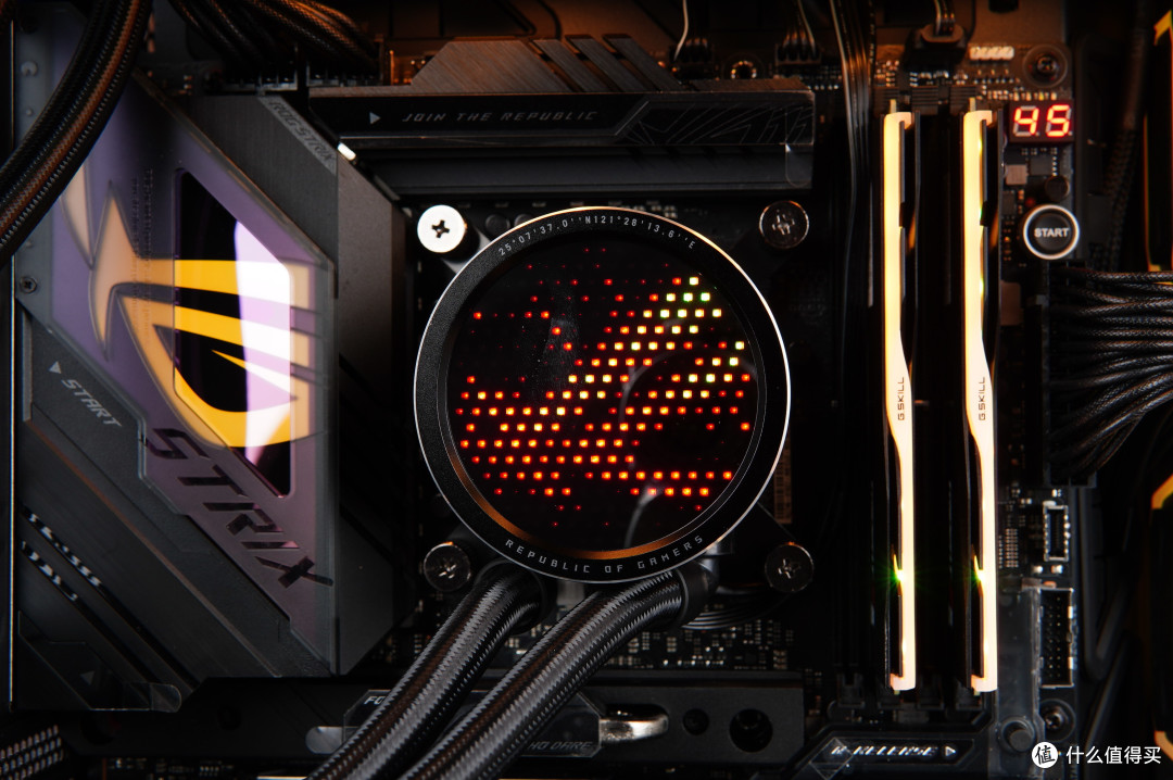 高质感经典黄黑主题，i7-13700K+ROG龙王三代+猛禽RTX4070Ti+GT502机箱装机展示