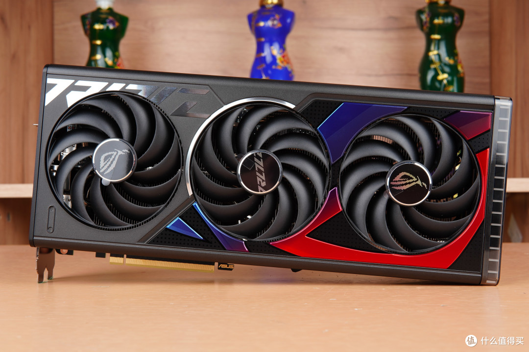 高质感经典黄黑主题，i7-13700K+ROG龙王三代+猛禽RTX4070Ti+GT502机箱装机展示
