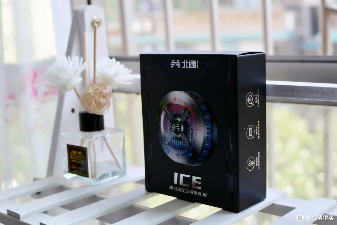 Smart智能极冰算法加持，北通ICE手机散热器快速来降降温