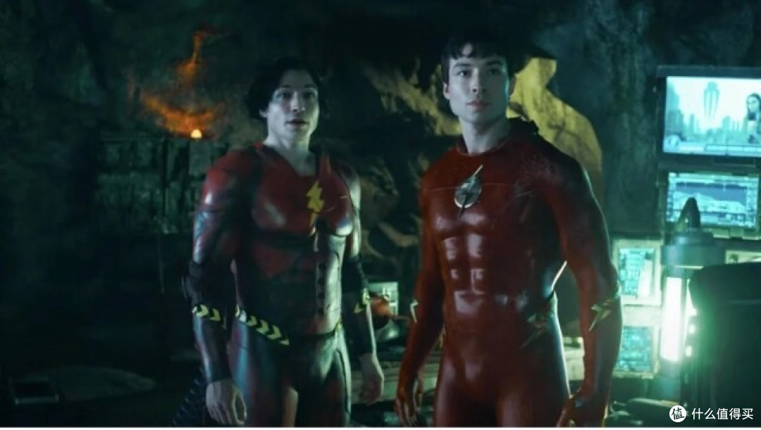 《闪电侠》DC 最佳作品之一,故事剧情简单而感动、让人重新爱上英雄电影