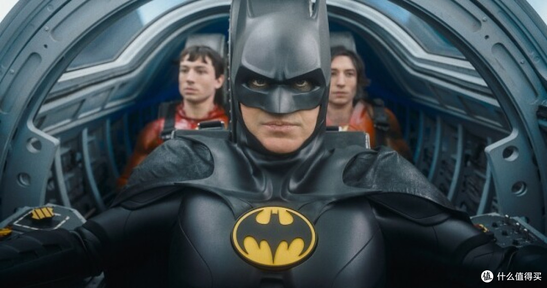 《闪电侠》DC 最佳作品之一,故事剧情简单而感动、让人重新爱上英雄电影