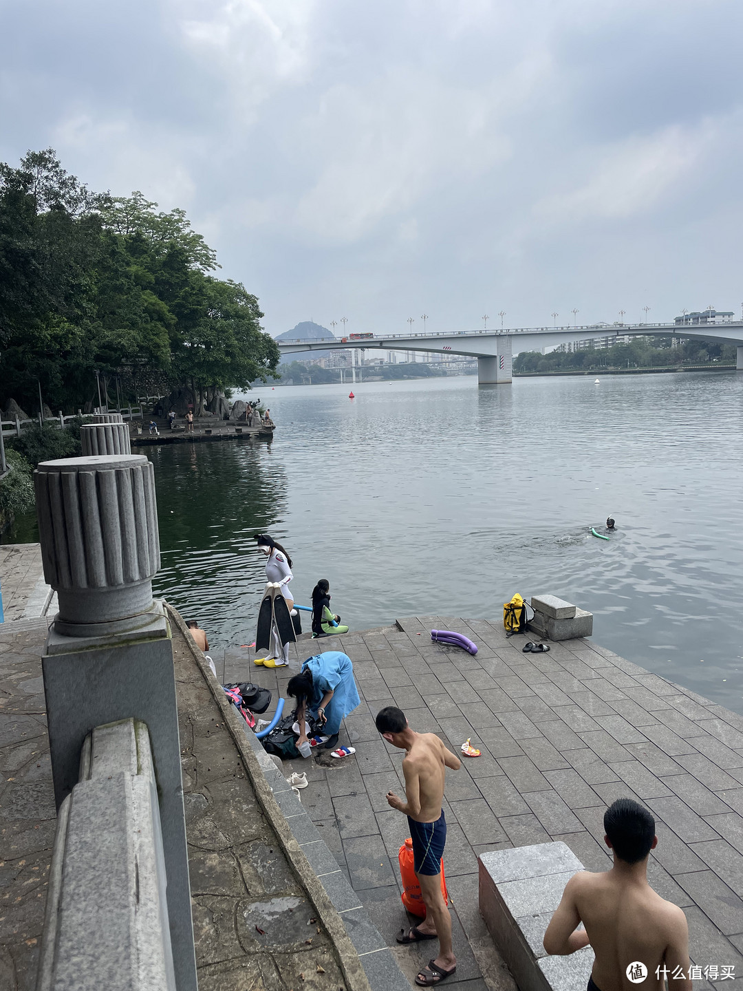 夏天这么热，除了跑步，不如去游泳吧