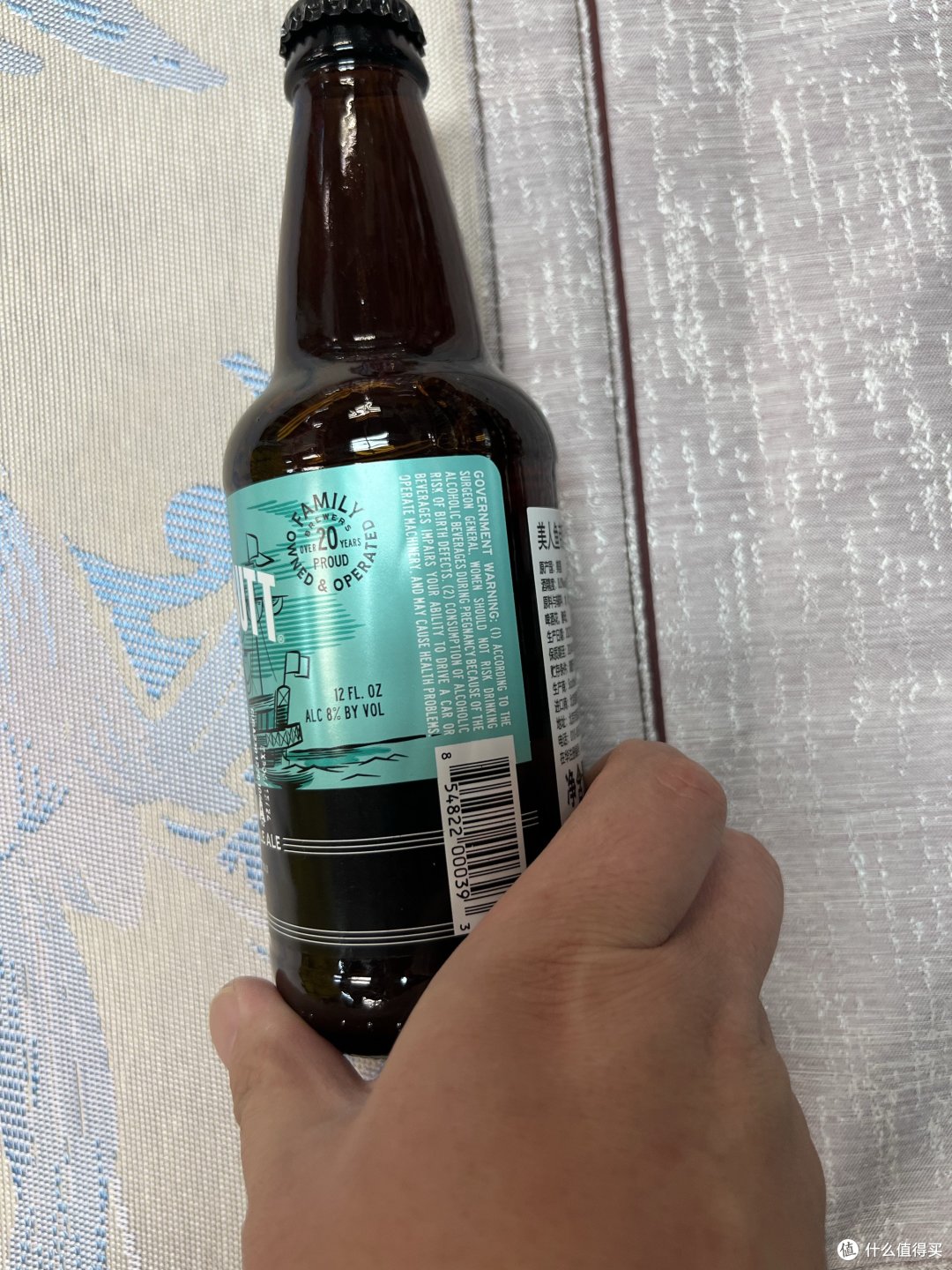 搜索完张大妈竟然没有找到这个牌子的啤酒，来自美国的精酿啤酒，美人鱼精酿啤酒！