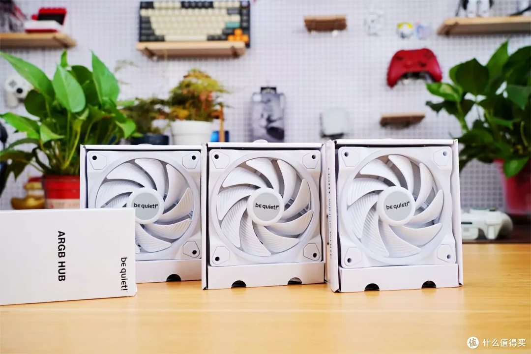 高颜值,高性能,德商德静界LIGHT WINGS WHITE高性能风扇值得你拥有!