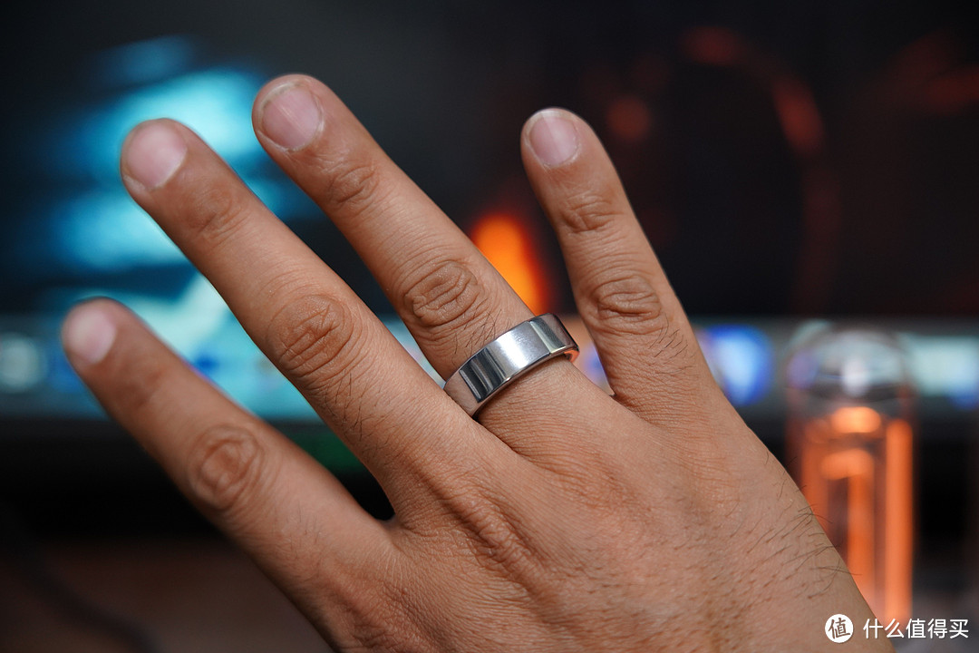 让人惊喜的超迷你智能穿戴设备QuzzZ Ring智能戒指
