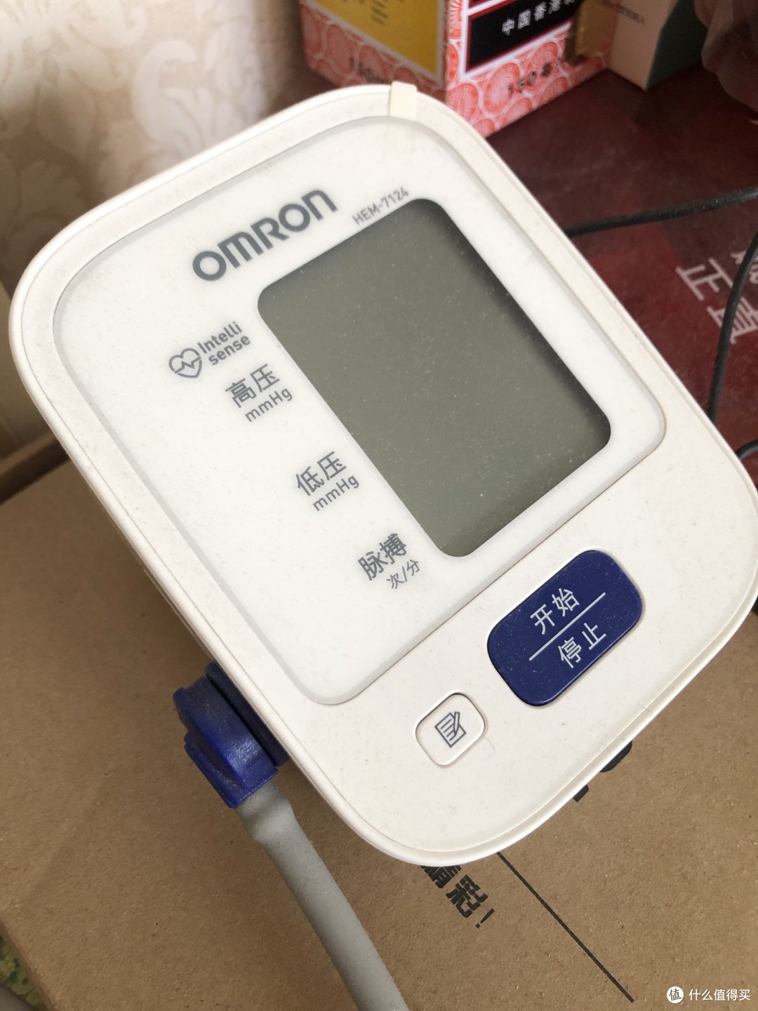 欧姆龙 家用血压计 7124