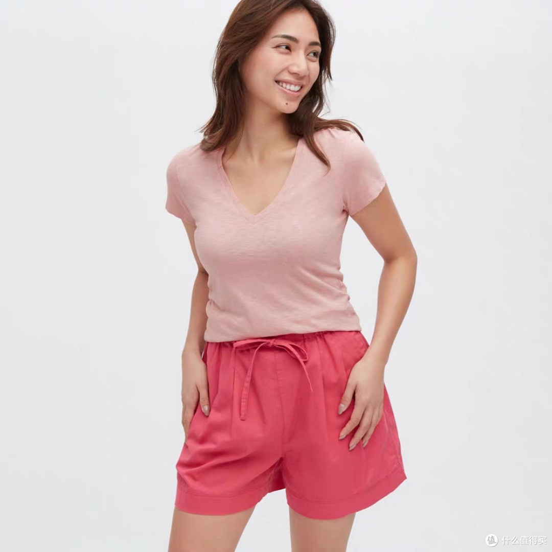 优衣库618必买10款男女短袖T恤合集!最低44元!618活动20号结束!喜欢千万别错过了~