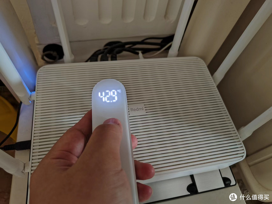 夏天WiFi变卡变慢？20元解决无线路由器发热问题，还能定时开关