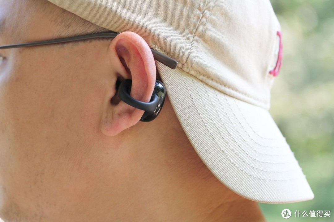 震感强、轻便小巧，全面进化的骨聆SS900真无线骨传导蓝牙耳机