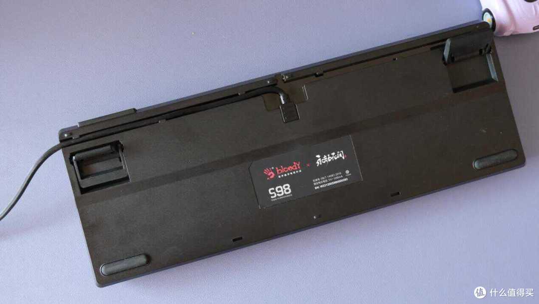 降噪、RGB、热插拔,双飞燕血手幽灵S98全部配齐